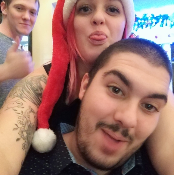 Meet your Posher, Crystal - Picture 1 of 1